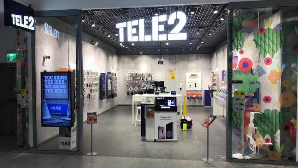 Buying Tele2 SIM Card at Airport